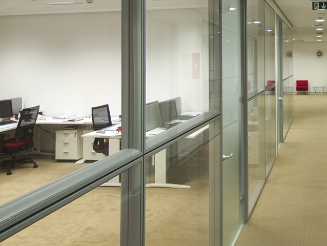 Caixilharia de Alumínio Amadora